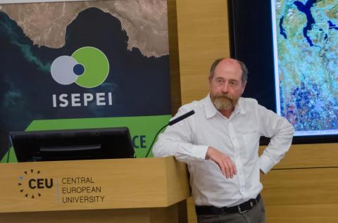 Dr Alan Belward